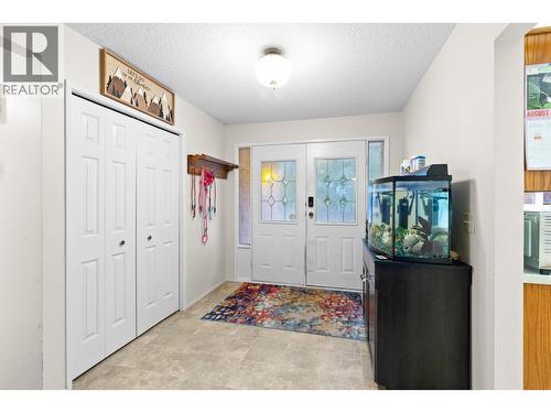 230 Cypress Drive, Coldstream, BC - Indoor Photo Showing Other Room