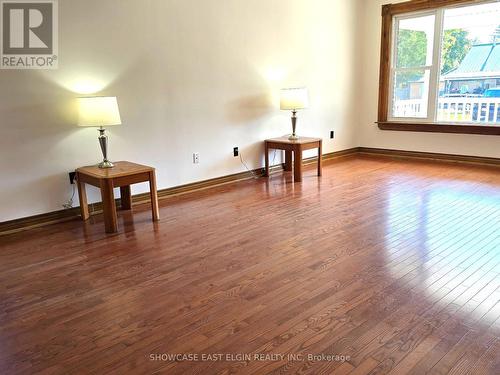 45 Pine Street E, Aylmer, ON - Indoor Photo Showing Other Room