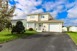 32 McCourt Close  Conception Bay South, NL A1X 6J1