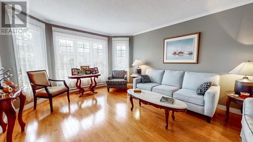 32 Mccourt Close, Conception Bay South, NL - Indoor Photo Showing Living Room