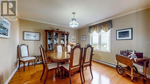 32 Mccourt Close, Conception Bay South, NL - Indoor Photo Showing Dining Room