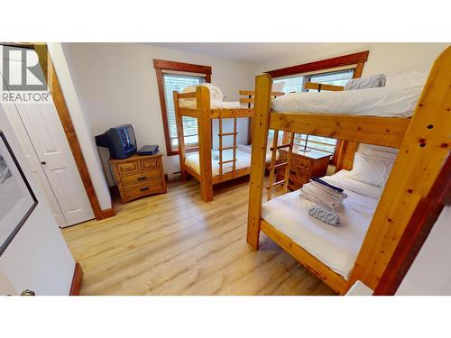 4559 Timberline Crescent Unit# 541, Fernie, BC - Indoor Photo Showing Bedroom
