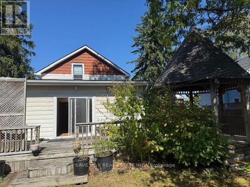 105 Bald Street, Welland, ON - Outdoor With Deck Patio Veranda