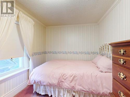 714 4Th Avenue E, Owen Sound, ON - Indoor Photo Showing Bedroom