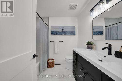 1436 Bridgeport Street, Oshawa (Taunton), ON - Indoor Photo Showing Bathroom