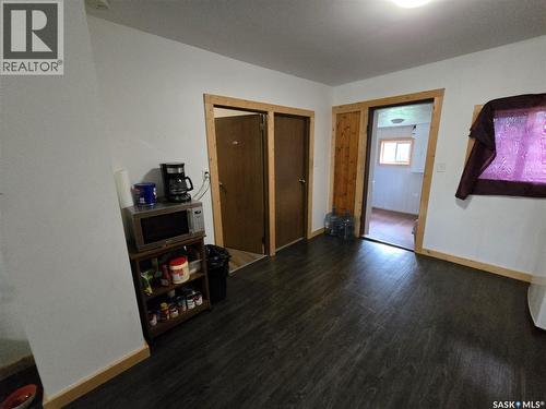 49 Newcombe Street, Manor, SK - Indoor Photo Showing Other Room