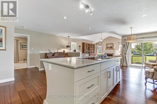 8 - 234 Peach Tree Boulevard, St. Thomas, ON - Indoor Photo Showing Kitchen