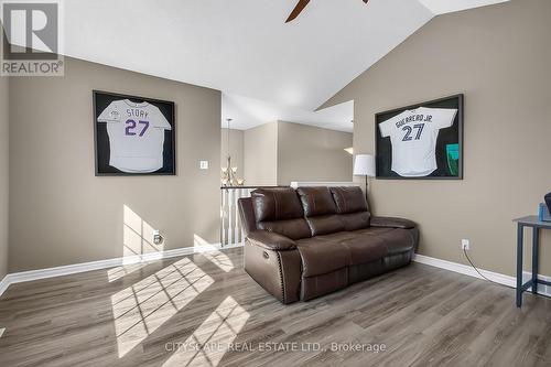 1865 Bayswater Crescent, London North, ON - Indoor