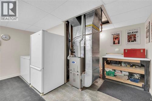 2395 Youngstown Street, Windsor, ON - Indoor