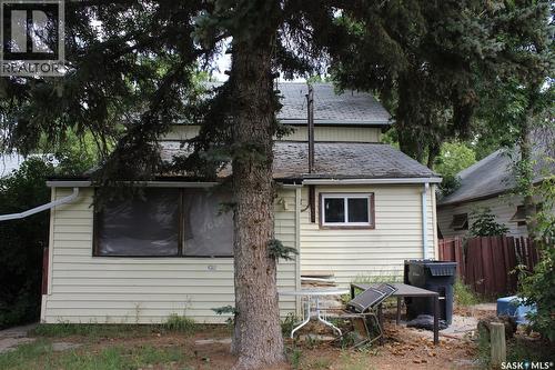 423 2Nd Street W, Shaunavon, SK - Outdoor