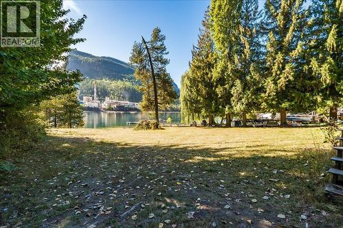 3788 Broadwater Road, Castlegar, BC - Outdoor With View
