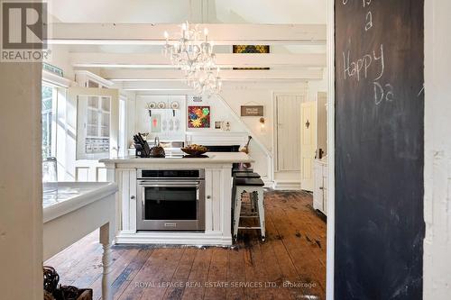 2414 Concession 3 Road, Caledon, ON - Indoor