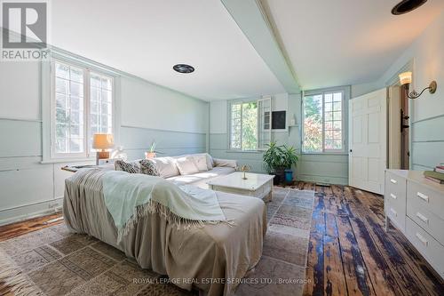 Main Family Room - 2414 Concession 3 Road, Caledon, ON - Indoor Photo Showing Bedroom