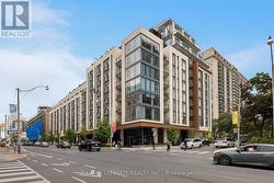 206 - 6 JACKES AVENUE  Toronto, ON M4T 0A5