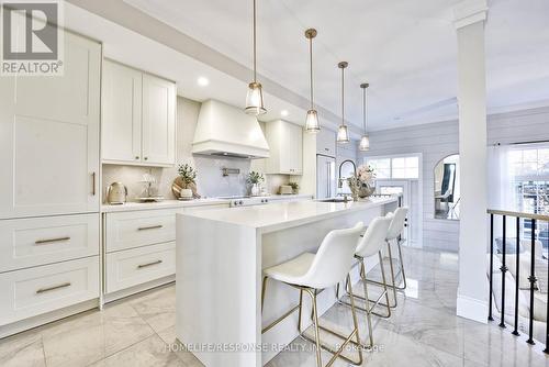 3927 EGLINTON AVENUE W  Mississauga, ON L5M 8A7