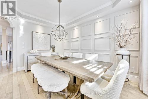 3927 Eglinton Avenue W, Mississauga, ON - Indoor Photo Showing Dining Room