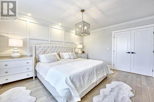 3927 Eglinton Avenue W, Mississauga, ON - Indoor Photo Showing Bedroom