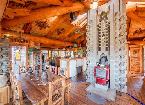 222 Old Camp Mckinney Road, Oliver, BC 