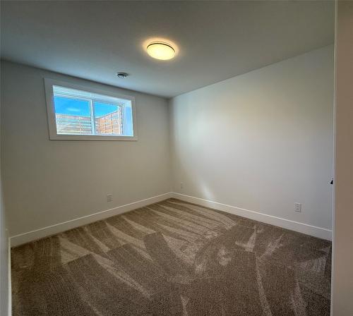 30 Kimberley Avenue, Kimberley, BC - Indoor Photo Showing Other Room