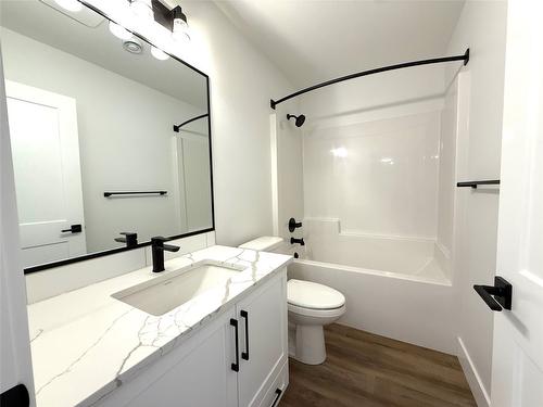 30 Kimberley Avenue, Kimberley, BC - Indoor Photo Showing Bathroom