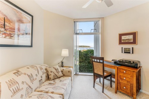 207-150 Promenade Dr, Nanaimo, BC - Indoor