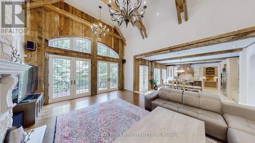 14 St Margarets Drive, Toronto, ON - Indoor Photo Showing Other Room