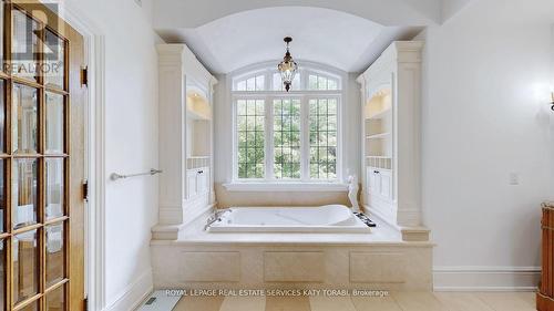 14 St Margarets Drive, Toronto, ON - Indoor Photo Showing Bathroom