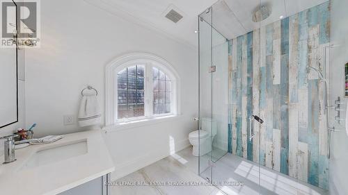 14 St Margarets Drive, Toronto, ON - Indoor Photo Showing Bathroom