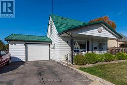6 KERR CRESCENT  Quinte West (Trenton Ward), ON K8V 2W3