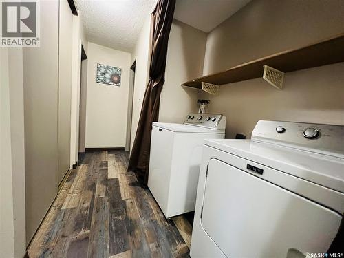 308 1140 9Th Avenue Ne, Swift Current, SK - Indoor Photo Showing Laundry Room