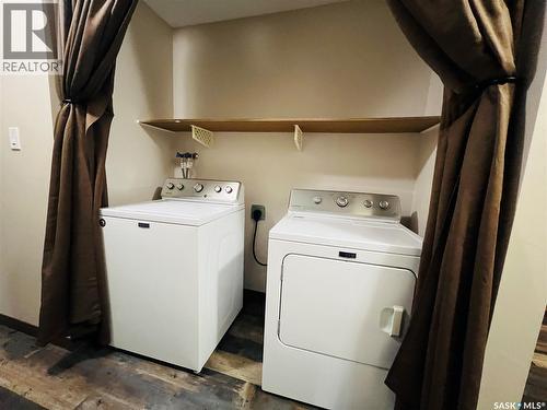 308 1140 9Th Avenue Ne, Swift Current, SK - Indoor Photo Showing Laundry Room