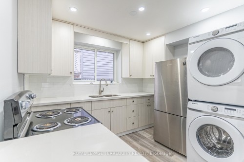 20 Mildred Avenue, St. Catharines, ON - Indoor Photo Showing Laundry Room