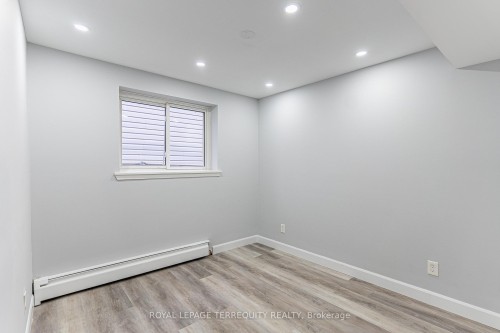 20 Mildred Avenue, St. Catharines, ON - Indoor Photo Showing Other Room