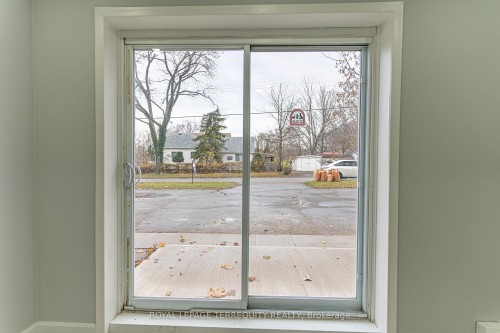 20 Mildred Avenue, St. Catharines, ON - Indoor Photo Showing Other Room