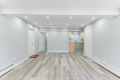 20 Mildred Avenue, St. Catharines, ON - Indoor Photo Showing Other Room