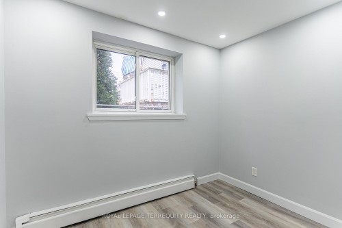 20 Mildred Avenue, St. Catharines, ON - Indoor Photo Showing Other Room