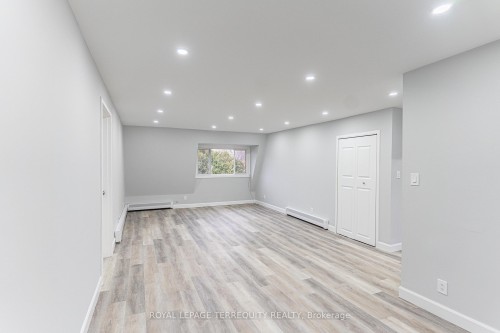 20 Mildred Avenue, St. Catharines, ON - Indoor Photo Showing Other Room