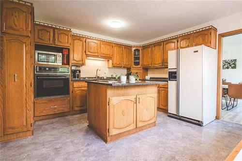 455 Wallasey St, Winnipeg, MB 