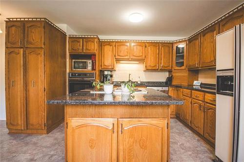 455 Wallasey St, Winnipeg, MB 