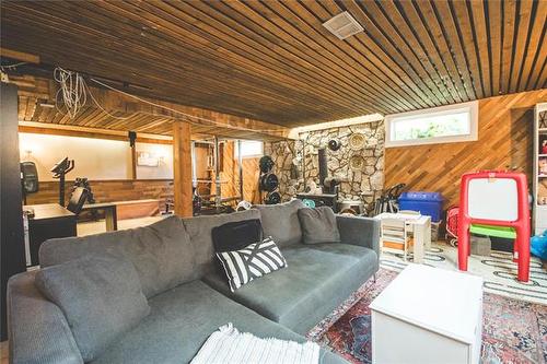 455 Wallasey St, Winnipeg, MB 