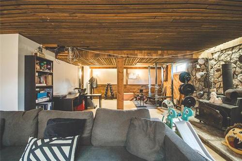 455 Wallasey St, Winnipeg, MB 