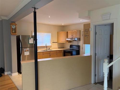 482 Brock St, Winnipeg, MB 