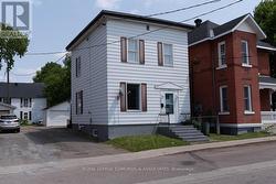 303 MURRAY STREET W  Pembroke, ON K8A 4P1