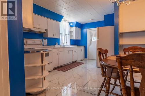 303 Murray Street W, Pembroke, ON - Indoor