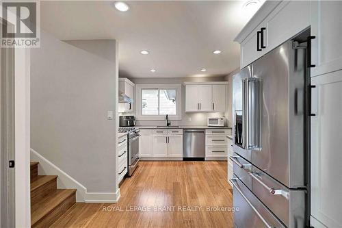 17 Penny Lane, Brantford, ON 