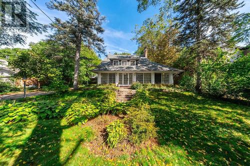 1173 Queen Victoria Avenue, Mississauga, ON - Outdoor