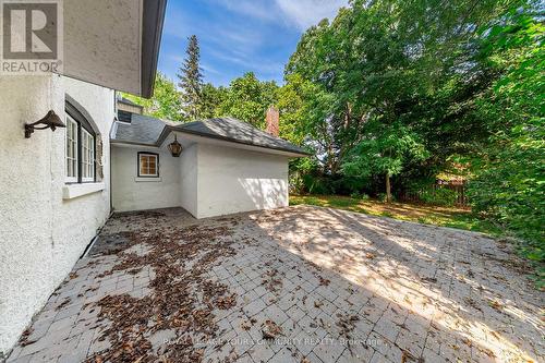 1173 Queen Victoria Avenue, Mississauga, ON - Outdoor