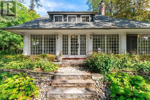 1173 Queen Victoria Avenue, Mississauga, ON - Outdoor