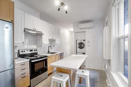 Cuisine - 5025 Rue Fabre, Montréal (Le Plateau-Mont-Royal), QC - Indoor Photo Showing Other Room