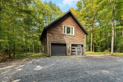 Garage - 